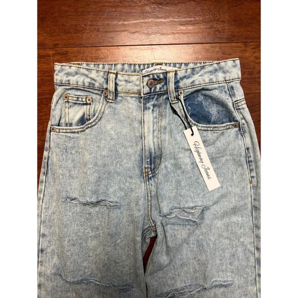 NWT Highway Jeans Light Wash High Rise Distressed Front Size 5 wide straight leg - Picture 3 of 9